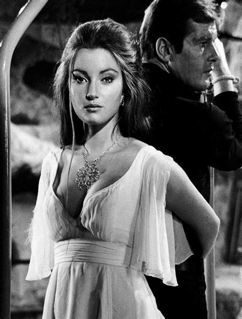 jane seymour as bond girl.